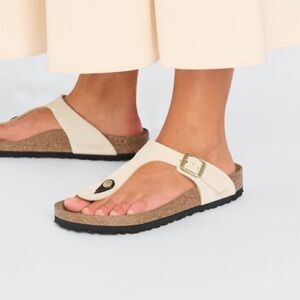 Birkenstock Gizeh
Nubuck Leather - Ecru 7 US Size 38/24.5 cm